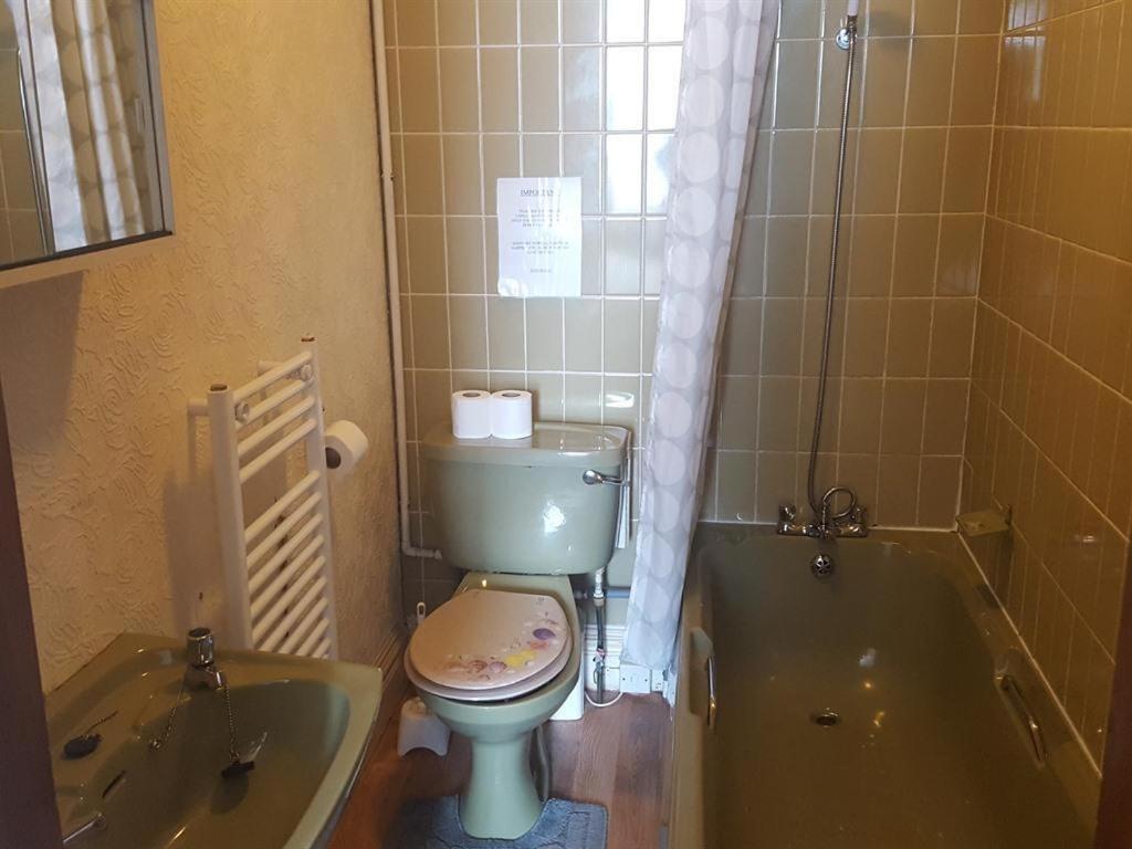 Globe Hotel 布德 外观 照片